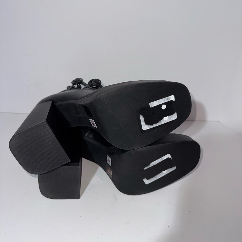 Larroude Alexa Platform Pumps - Picture 3 of 4